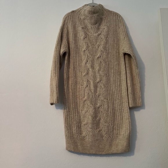 TOPSHOP Sweater Dress - Picture 2 of 6